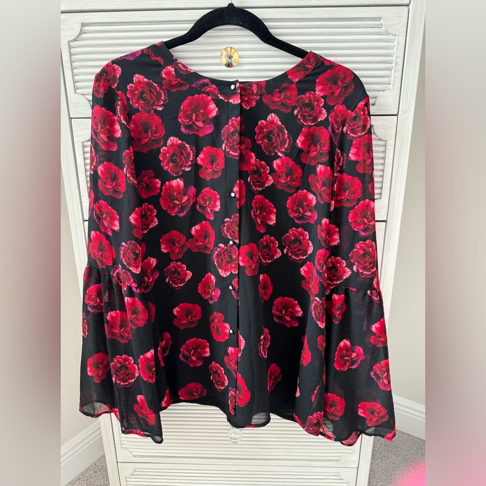 Karl Lagerfeld Black Rose Floral Chifon Gorgeous Blouse
